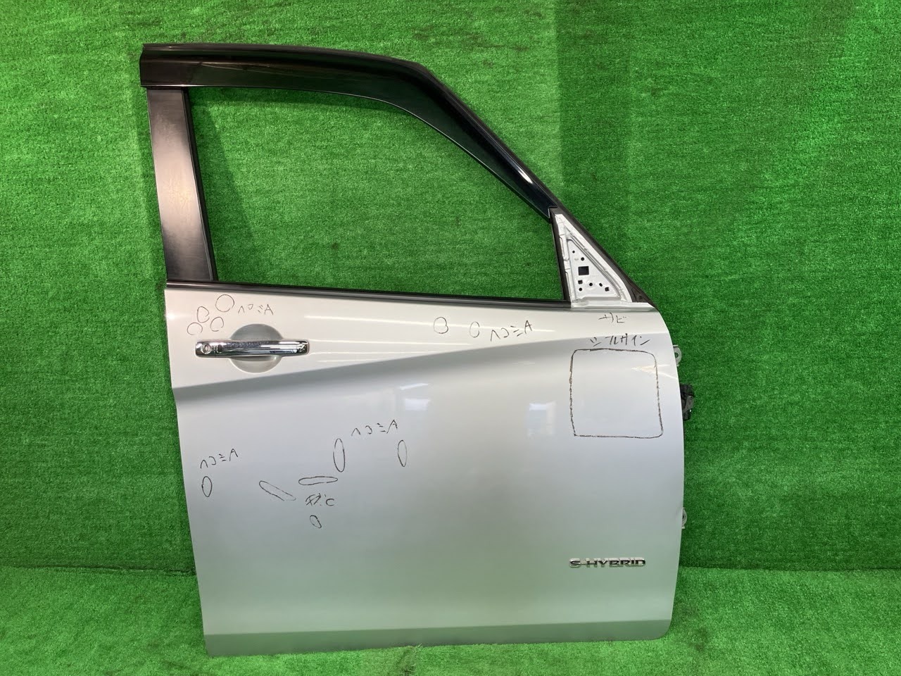 【中古】 セレナ GNC27 右フロントドア B 4WD 8人 アサヒ M2H3 H010M-5TAMA K23 14,355円