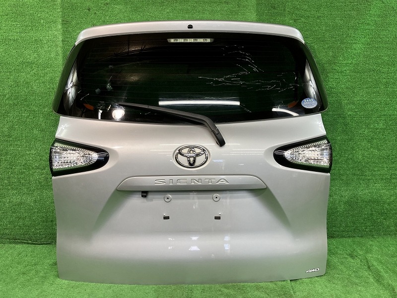 【中古】 シエンタ NCP175G バックドア・リアゲート X Vパッケージ 4WD 6人 アサヒ M2H3 67005-52E50 1F7