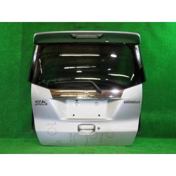 【中古】 eKスペース B11A バックドア・リアゲート カスタムT E-アシスト 4WD ニホンイタ M28Q8 5801B509 A31