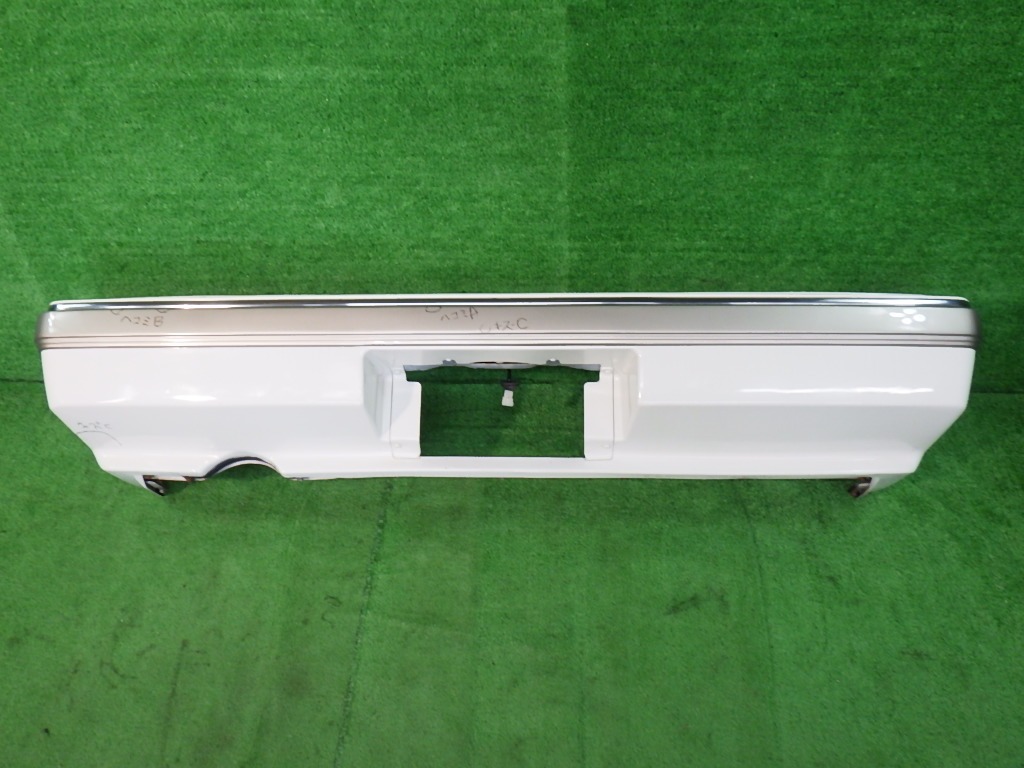 【中古】 デボネア S12A リアバンパー・リヤバンパー スーパーツーリング MB711415 W09