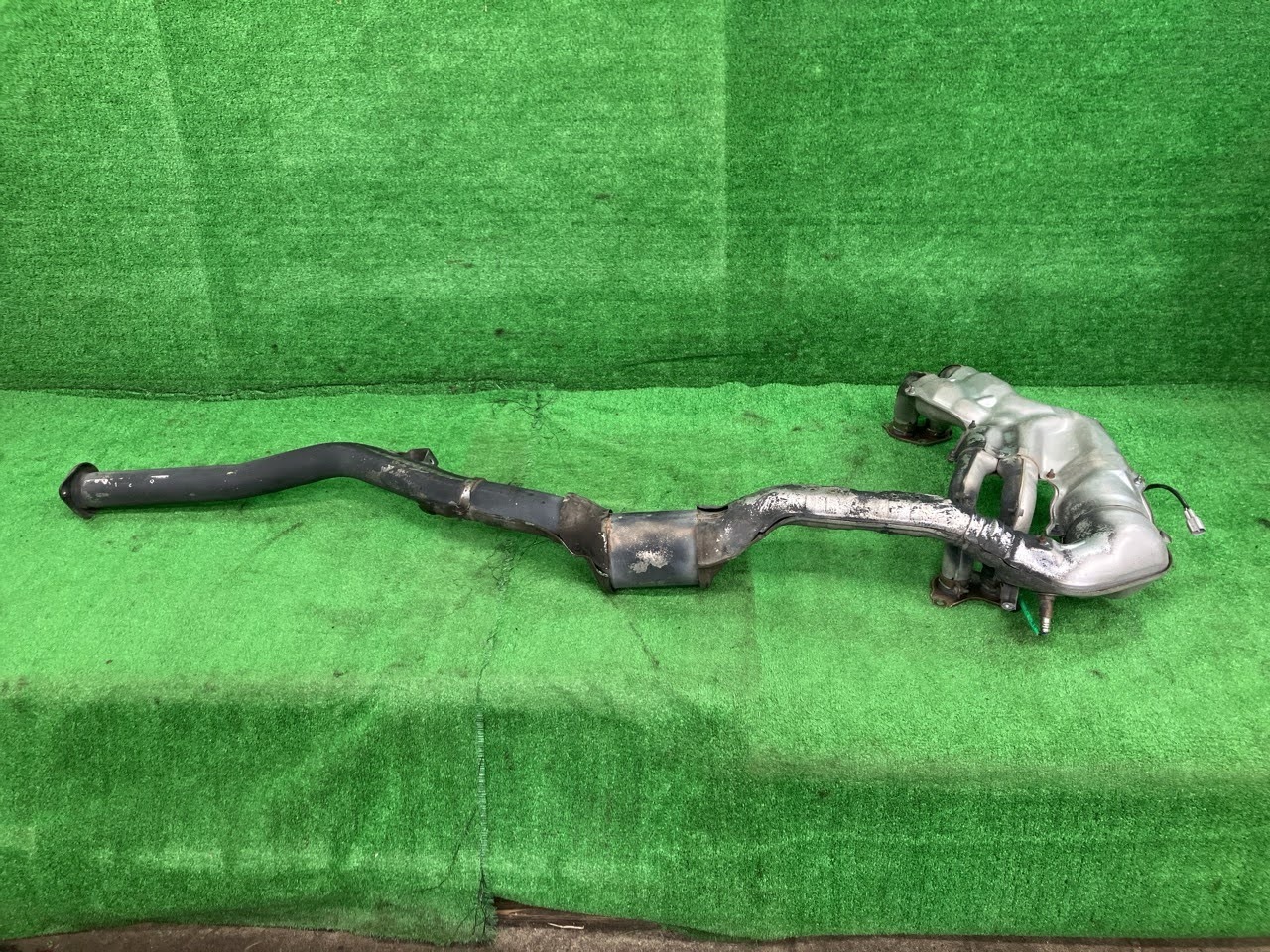 【中古】 インプレッサ GT3 フロントエキゾーストパイプ・フロントパイプ スポーツ 1.6I-Lアイサイト 4WD 44620AE310 J8U