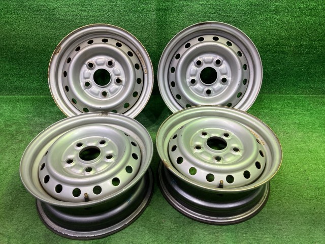 【中古】 トヨタ TOYOTA 純正 タウンエース S412M ホイール スチール シルバー 13インチ 5J 5穴 4本 100 42611-BZ300