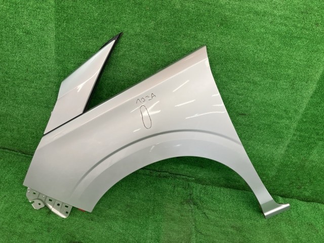 【中古】 セレナ GNC27 左フロントフェンダー X Vセレクション 4WD 8人 F3101-5TAMA K23