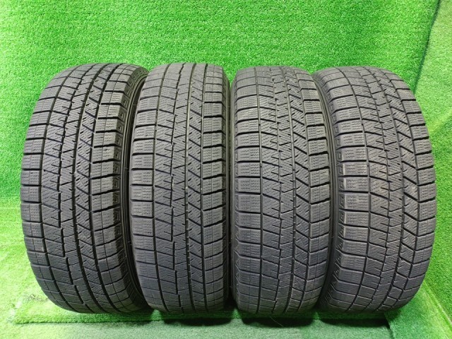 【中古】 DUNLOP スタッドレス ダンロップ ウィンターマックスWM03 175/65R14 4本 2本6ミリ 2本7ミリ タイヤ 14インチ 冬