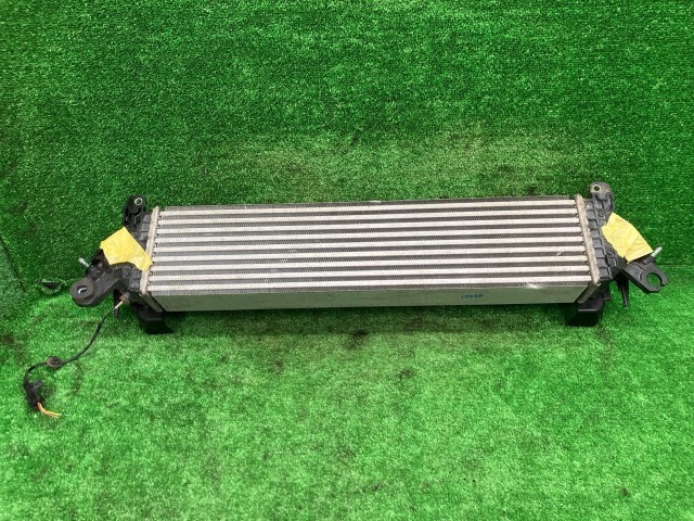 【中古】 CX-5 KE2AW インタークーラー XD Lパッケージ 4WD SH01-13-565C 41W