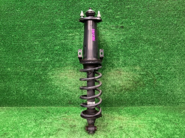 【中古】 マークX GRX135 右リアストラット 250G FOUR 4WD 48530-22721 48530-80722 202