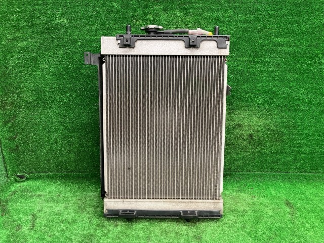 【中古】 タント L385S ラジエーター カスタムXスペシャル 4WD T.RAD 11203 16400-B2242 R49