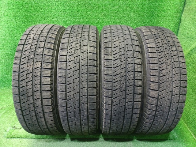 【中古】 BRIDGESTONE スタッドレス ブリヂストン ブリザックVRX2 175/65R15 4本 2本5ミリ 2本6ミリ タイヤ 15インチ 冬｜鈴木商会　店