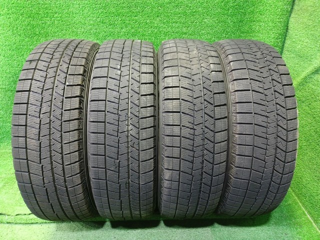 【中古】 DUNLOP スタッドレス ダンロップ ウィンターマックスWM03 175/65R15 4本 7ミリ 2023年 タイヤ 15インチ 冬