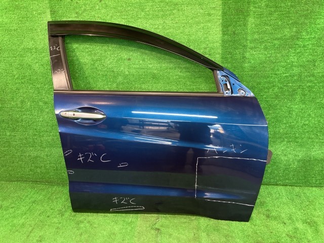 【中古】 ヴェゼル RU3 右フロントドア ハイブリッドX ニホンイタ M405 67010-T7A-300ZZ B594P｜鈴木商会　店