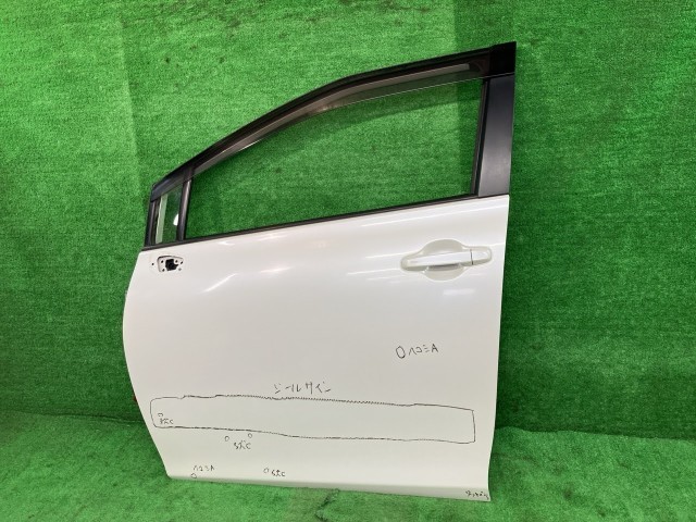【中古】 シエンタ NHP170G 左フロントドア ハイブリッドG 7人 アサヒ M2H3 67002-52610 070｜鈴木商会　店 27,258円