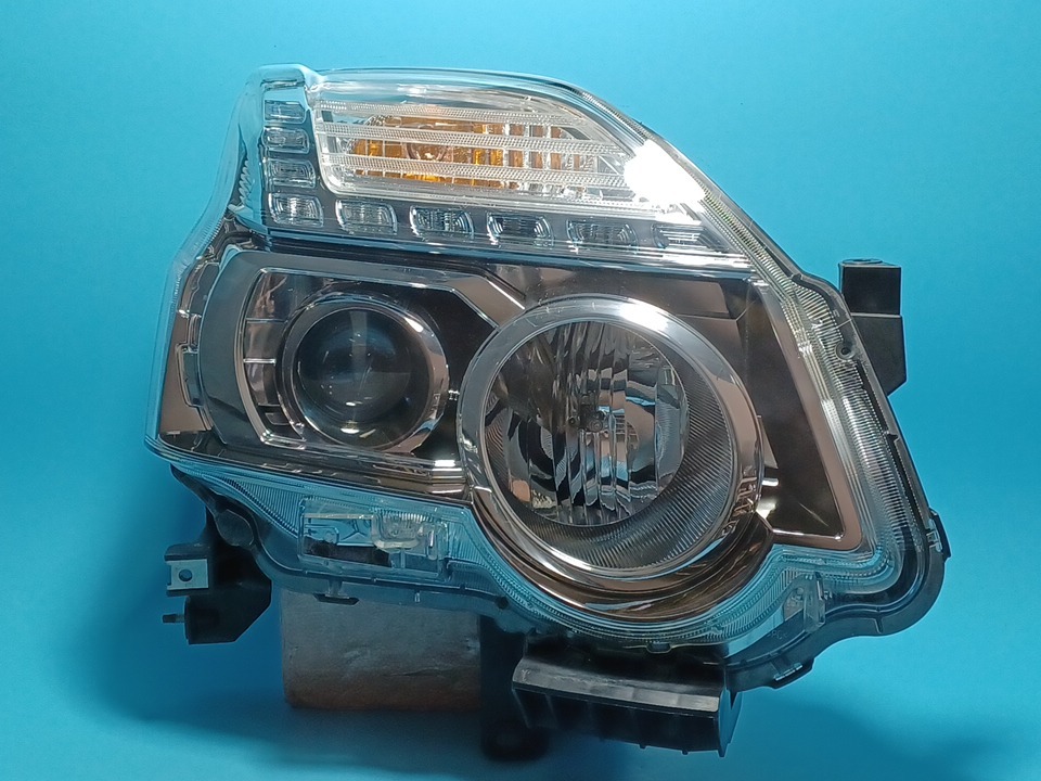 【中古】コーティング済 エクストレイル DNT31 右ヘッドランプ・ヘッドライト 20GT イチコ 1849 26010-3UB5A QAB