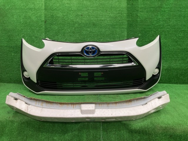 【中古】 シエンタ NHP170G フロントバンパー ハイブリッドG 7人 52119-52890-A1 070