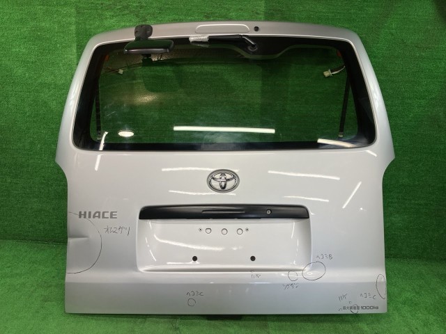 【中古】 ハイエース KDH205V バックドア・リアゲート DX 4WD 9人 アサヒ M2H3 67005-26B00 1E7