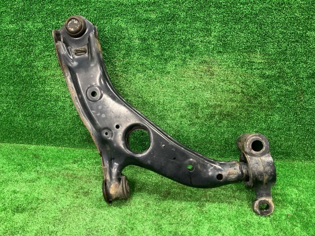 中古 アテンザ GJ2AP 左フロントロアアーム XD Lパッケージ 4WD G46C-34-350 45P