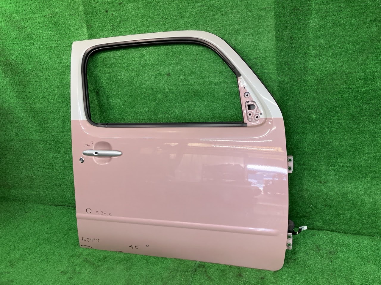 中古 ミラココア L685S 右フロントドア ココアプラスXスマートセレクションSN 4WD アサヒ M2H3K 67001-B2271 X82｜鈴木商会　店
