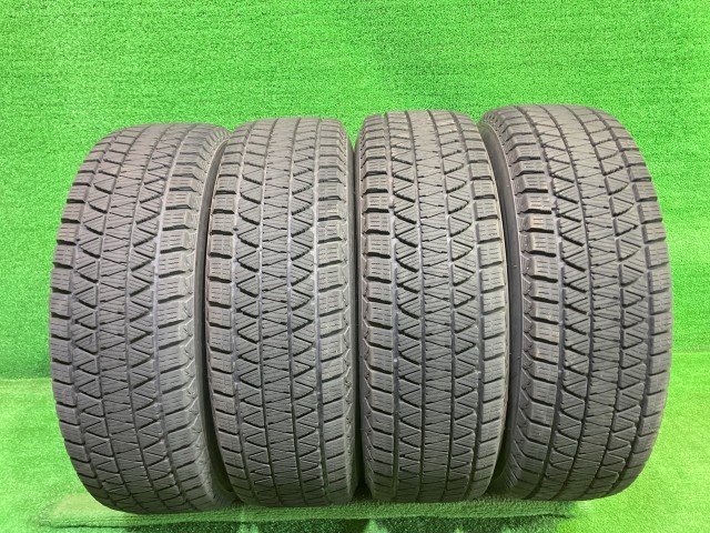中古 BRIDGESTONE ウィンター ブリヂストン ブリザックDM-V3 215/70R16 4本 2本7ミリ 2本8ミリ 2021年 タイヤ 16インチ 冬|鈴木商会 店