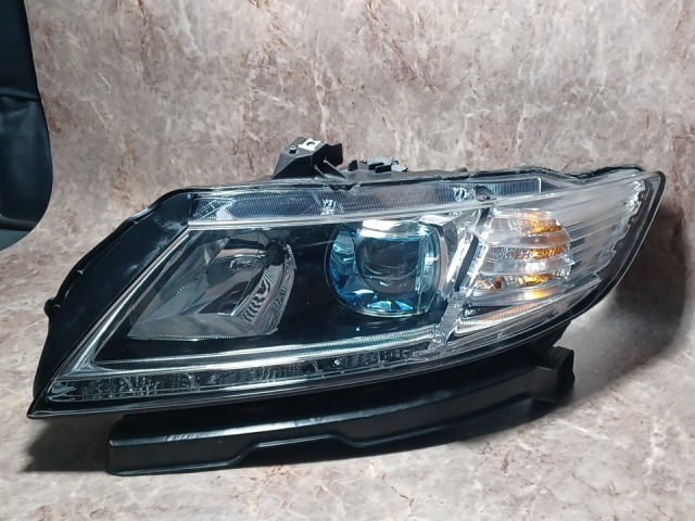 中古コーティング済 CR-Z ZF1 左ヘッドランプ・ヘッドライト アルファ コイト 100-22010 33151-SZT-J12 NH624P|鈴木商会 店