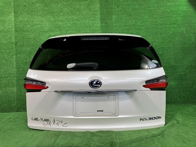 中古 レクサス NX AYZ15 バックドア・リアゲート NX300H バージョンL 4WD ニホンイタ M31Q8 67005-78050 085|鈴木商会 店