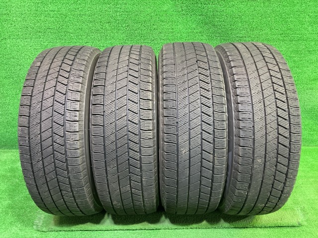 中古 BRIDGESTONE ウィンター ブリジストン ブリザックVRX3 195/65R15 4本 2本6ミリ 2本7ミリ 2022年 タイヤ 15インチ 冬｜鈴木商会　店 19,681円