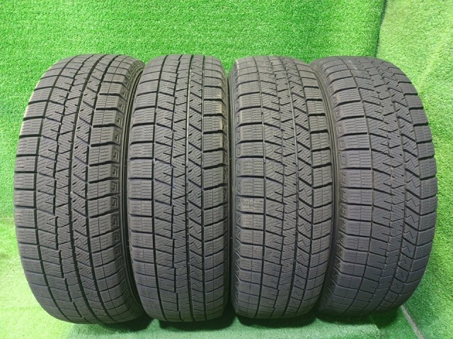 中古 DUNLOP ウィンター ダンロップ ウィンターマックスWM03 175/70R14 4本 7ミリ 2023年 タイヤ 14インチ 冬|鈴木商会 店