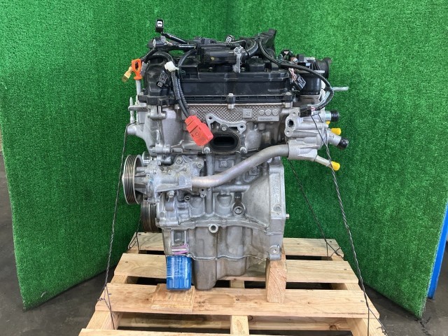 中古 N-BOX JF4 エンジンASSY G L ホンダセンシング 4WD NH830M｜鈴木商会　店