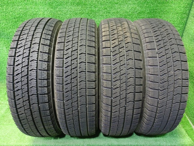 中古 BRIDGESTONE ウィンター ブリヂストン ブリザックVRX2 155/65R14 4本 7ミリ 3本2024年 1本2025年 2本薄イボ付 タイヤ 14インチ 冬｜鈴木商会　店