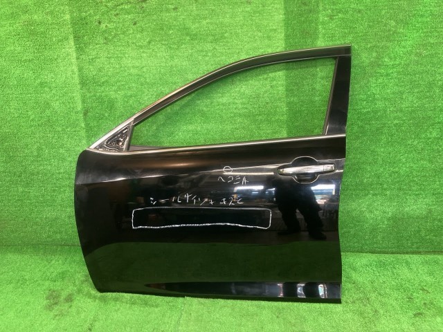 中古 カムリ AVV50 左フロントドア ハイブリッド レザーパッケージ アサヒ M2H5 67002-33200 218|鈴木商会 店