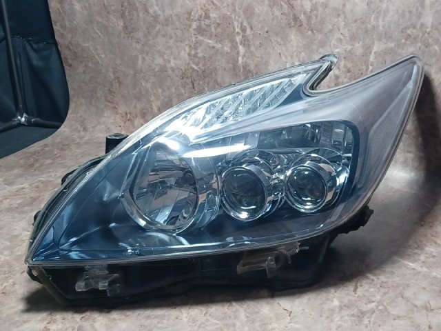 中古コーティング済 プリウス ZVW30 左ヘッドランプ・ヘッドライト Sツーリングセレクション コイト 47-30 81150-47340 8T5｜鈴木商会　店