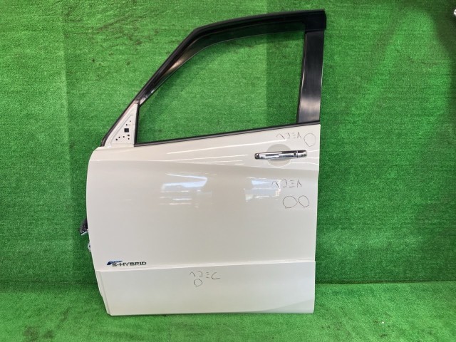 中古 セレナ GFNC27 左フロントドア ハイウェイスター 4WD 8人 アサヒ M2H3U H010A-5TFMA QAB｜鈴木商会　店