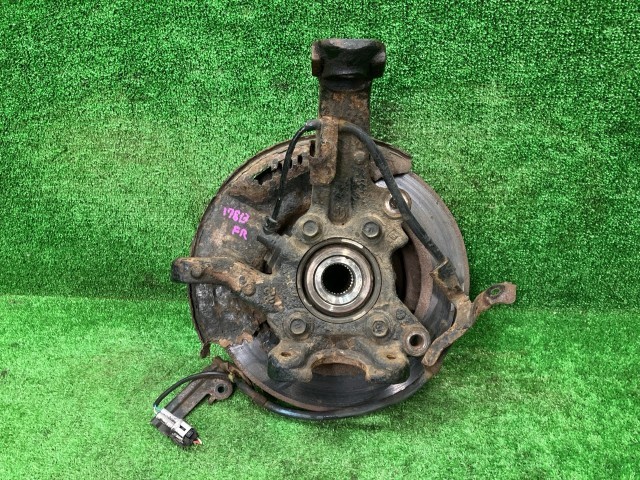 中古 ハイエース KDH205V 右フロントナックルハブ スーパーGL 4WD 5人 43211-26150 1E2|鈴木商会 店