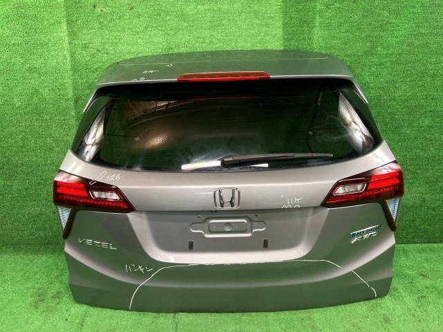 中古 ヴェゼル RU4 バックドア・リアゲート ハイブリッドX Lパッケージ 4WD ニホンイタ M28Q8 68100-T7A-J10ZZ NH823M｜鈴木商会　店