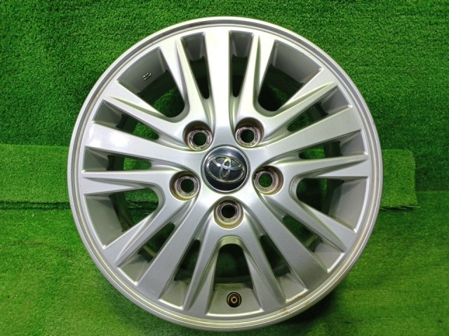 中古 トヨタ TOYOTA 純正 ヴォクシー 1本 ホイール アルミ シルバー 15インチ 6J 5穴 1本 114.3 +50 42611-28860｜鈴木商会　店