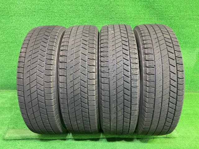 中古 BRIDGESTONE ウィンター ブリヂストン ブリザックVRX3 175/65R15 4本 2本5ミリ 2本6ミリ 2022年 タイヤ 15インチ 冬｜鈴木商会　店 20,513円