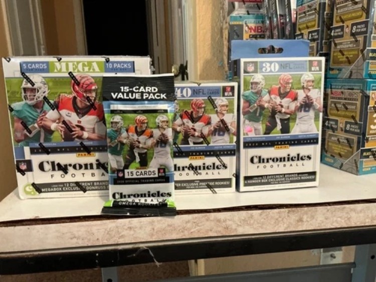 パニーニ クロニクルズ NFL フットボール ブラスターボックス - NFL トレーディングカード - 工場未開封｜トレーディングカード　ラフテル
