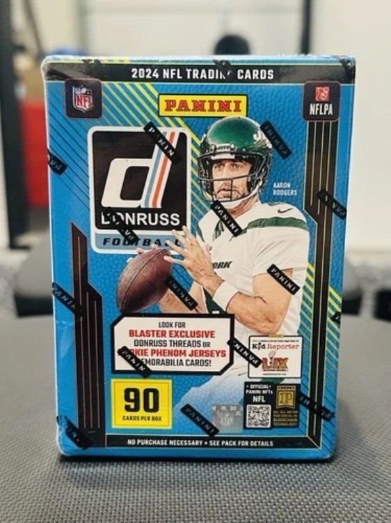 2024 NFL ドンラス フットボールカード ブラスターボックス ターゲット限定 ブルー シール｜トレーディングカード　ラフテル