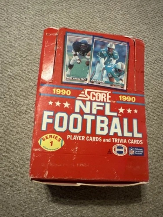 1990 スコア - NFL フットボール 選手カード & トリビアカード - シリーズ 1 - 35 枚入り (未開封パック)|トレーディングカード ラフテル