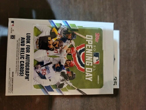 Topps Opening Day 2021 ベースボールボックス。新品未開封。カード35枚入り。|トレーディングカード ラフテル