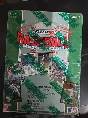 1992年 Fleer 野球トレーディングカード 工場未開封ボックス 36パック｜トレーディングカード　ラフテル 43,560円