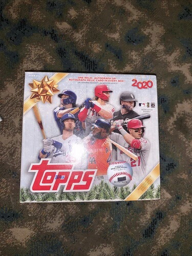 2020 Topps ホリデー MLB ベースボール シールド メガボックス ウォルマート限定｜トレーディングカード　ラフテル 43,560円