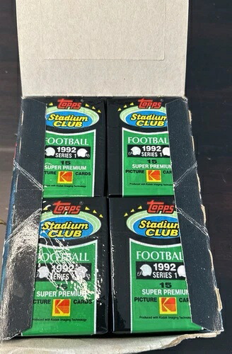 1992 Topps Stadiun Club Football シリーズ 1 36 未開封パック|トレーディングカード ラフテル