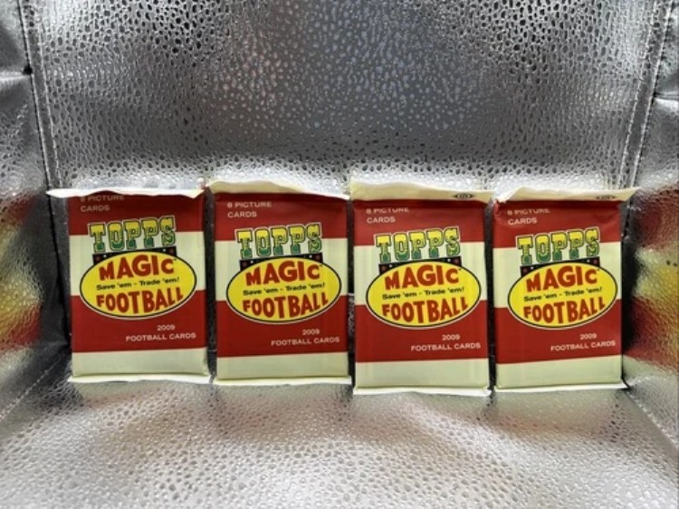 2009 Topps MAGIC Football ファクトリーシールパック 4個|トレーディングカード ラフテル