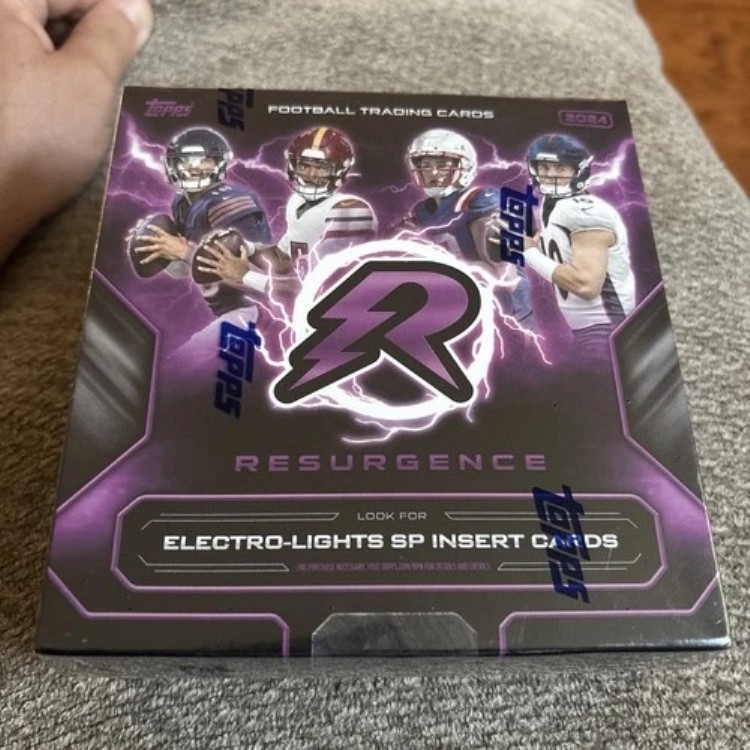 2024 Topps Resurgence Football Mega Box 未開封 Jayden Daniels RC Year｜トレーディングカード　ラフテル