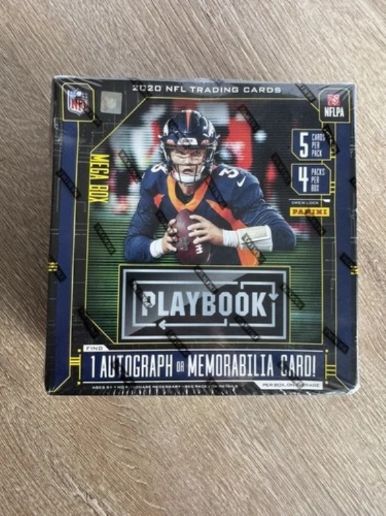 2020 パニーニ プレイブック 未開封 NFL メガボックス ウォルマート バロウ ハーバート トゥア 箱破損｜トレーディングカード　ラフテル