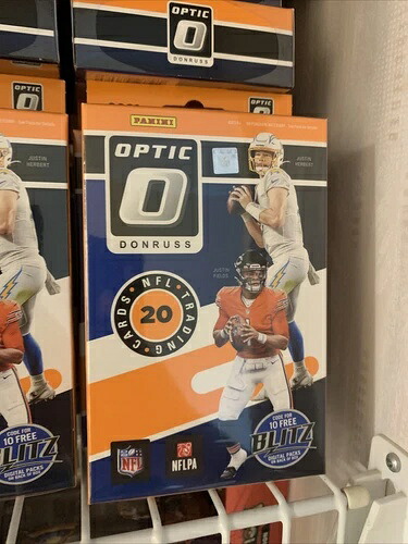 2021 オプティック ドンラス フットボール 20枚入り ハンガーボックス 工場未開封｜トレーディングカード　ラフテル
