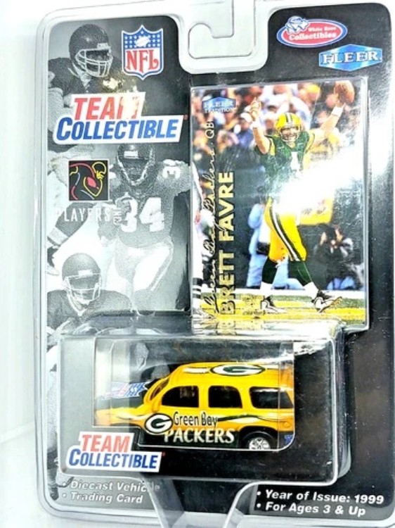Fleer Tradition 1999 ブレット・ファーヴ シール付きフットボールカード グリーンベイ GMC NFL。P1|トレーディングカード ラフテル
