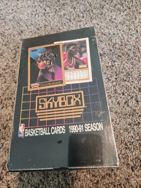 1990-91 スカイボックス バスケットボール NBA シリーズ 1 工場未開封ボックス 36パック｜トレーディングカード　ラフテル 47,520円