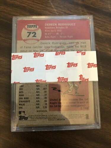 2018 Topps Living Player Of The Week デレク・ロドリゲス (#72) 20枚入りシールドボックス｜トレーディングカード　ラフテル