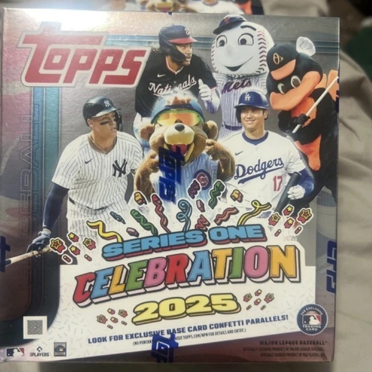 2025 Topps シリーズ1 セレブレーション メガボックス 未開封｜トレーディングカード　ラフテル