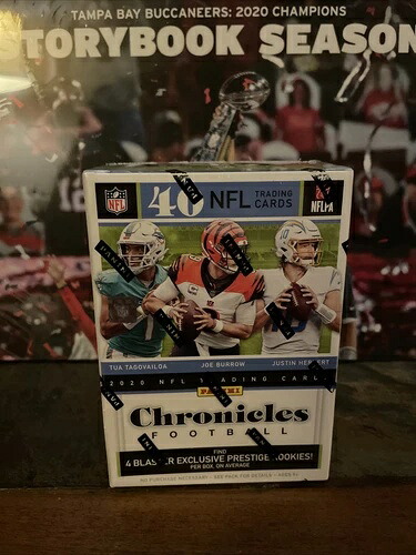 2020年新作 Panini Chronicles Football NFL Blaster Box!工場未開封!|トレーディングカード ラフテル